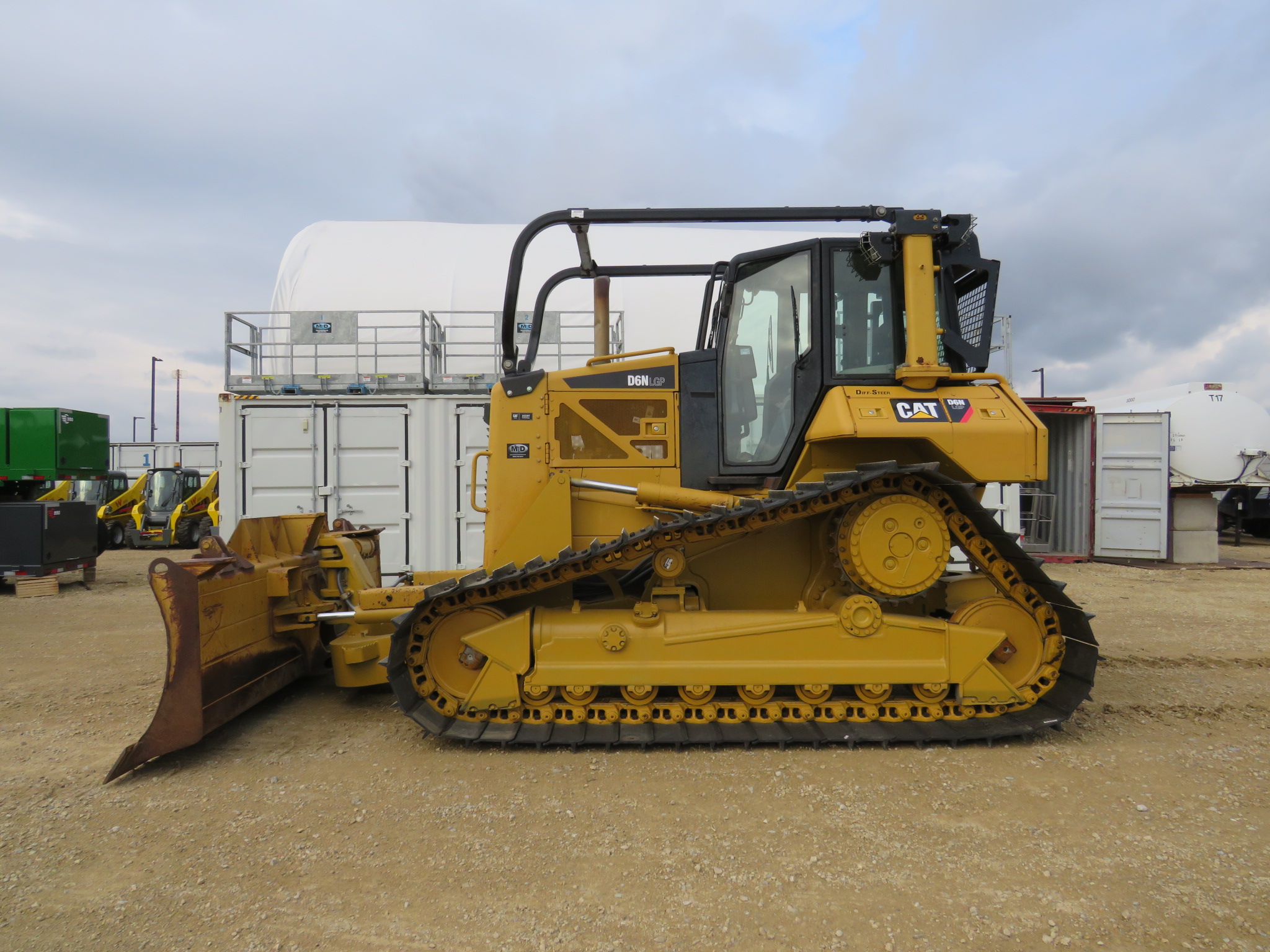 Crawler Loaders, Dozers - M & D Truck and Equipment Sales