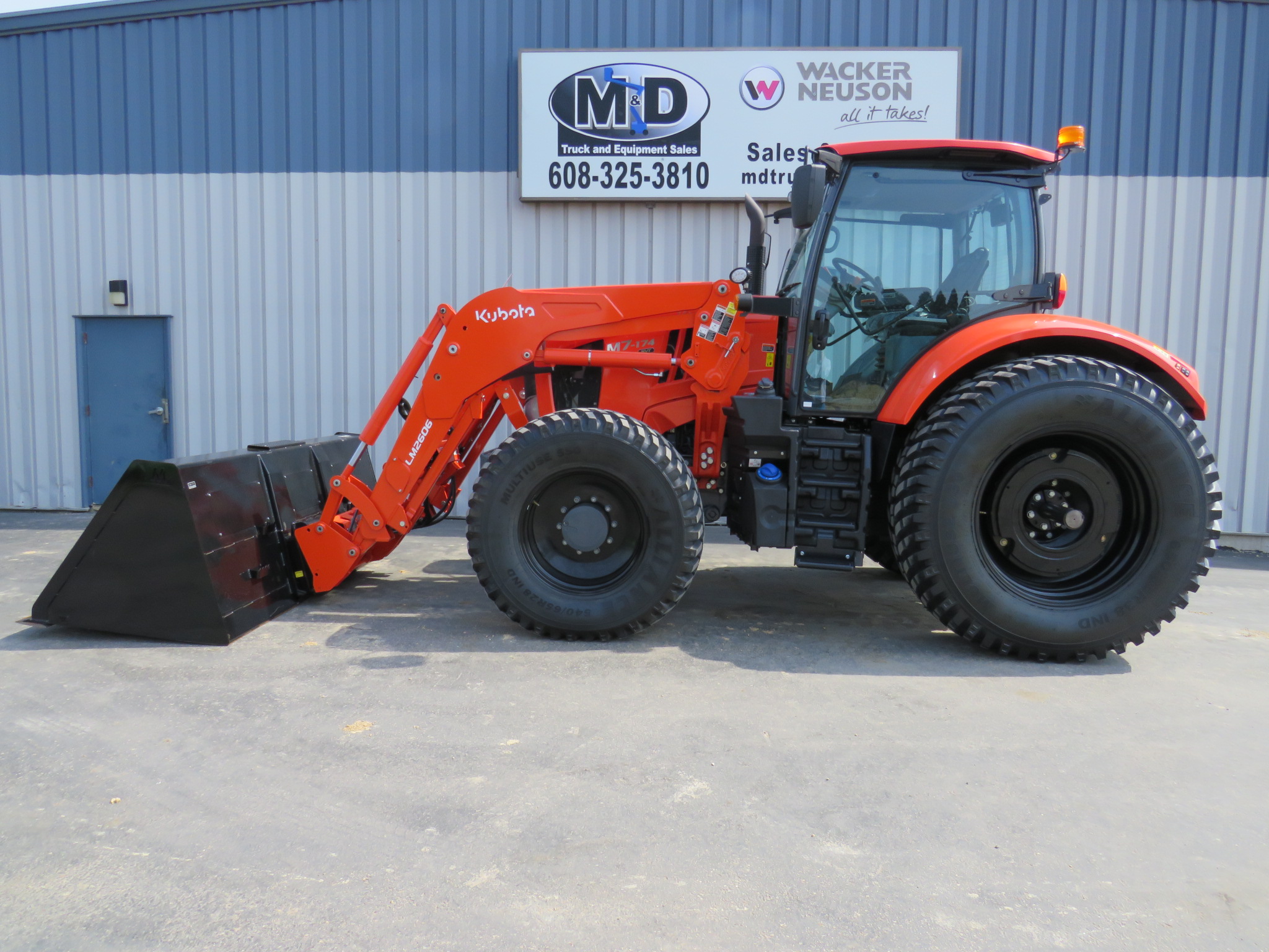 2024 KUBOTA M7-172 PREMIUM KVT 14917 - M & D Truck and Equipment Sales